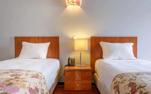 Catolica Hotel