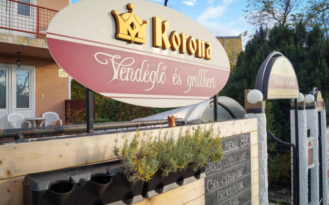 Korona Hotel Panzio