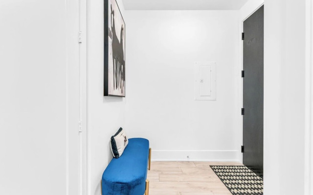 ModernHaus Autograph Collection
