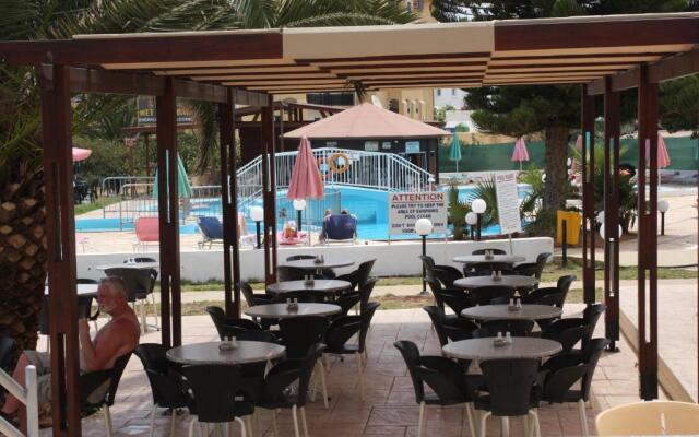 Astreas Beach Hotel