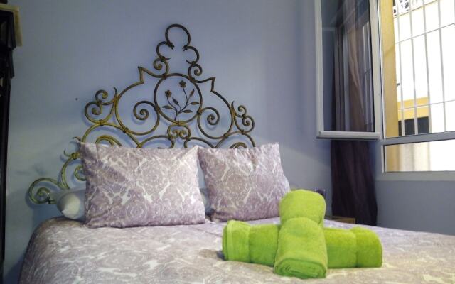 Azahar Apartamentos Medina Center