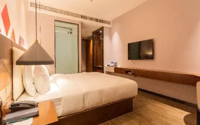 ZheTing Hotel (Jingzhou Jianghan Road No.1 People's Hospital)
