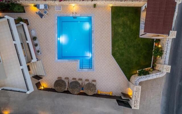 Villa Sophia & Elpis