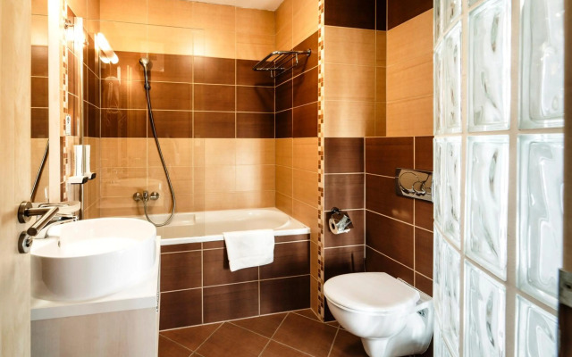 Hotel Crocus