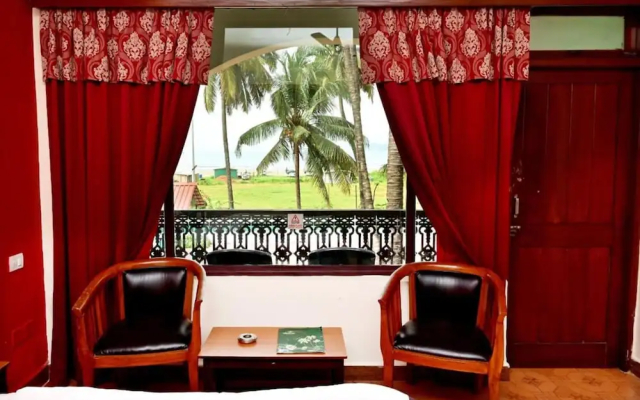 Swim Sea Beach Resort