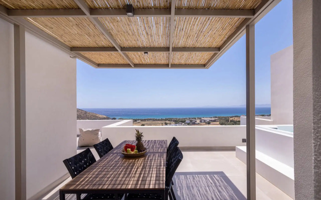 Monogram Travel Tinos