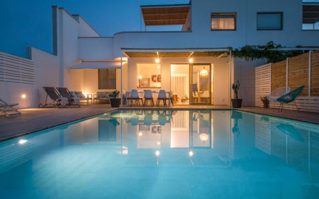 TD Villa Levante Modern Luxury Villa With Sea View