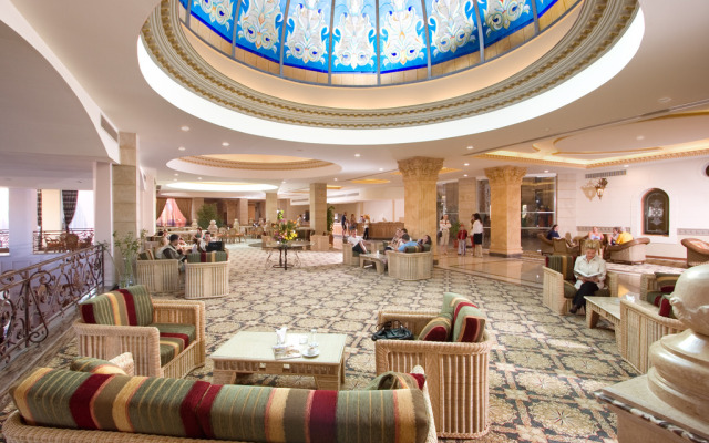 Titanic Palace - Families and Couples only