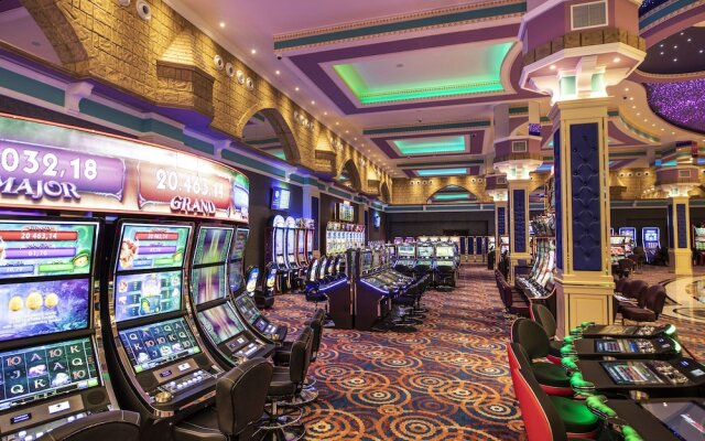 Курортный отель Merit Grand Mosta Casino & SPA