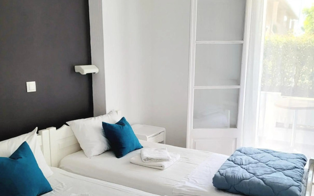 Kalimera Studios and Apartments