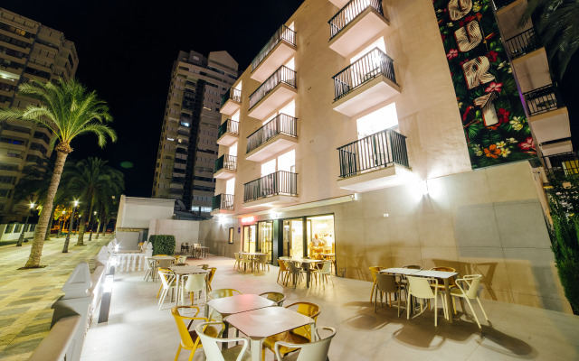 Apartamentos Palm Court