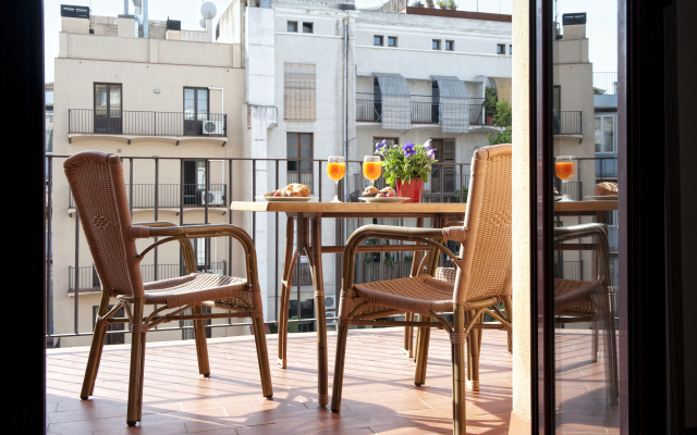 MH Apartments Liceo