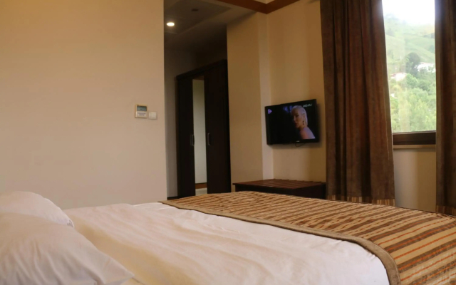 Hotel Lazlakar