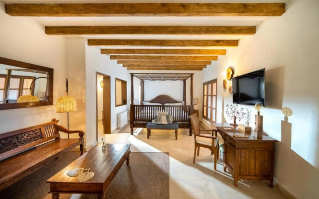 LJs Ratxo Eco Luxury Retreat