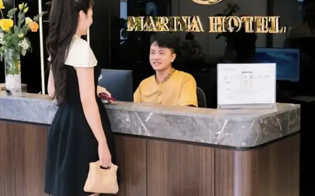 Marina Hotel
