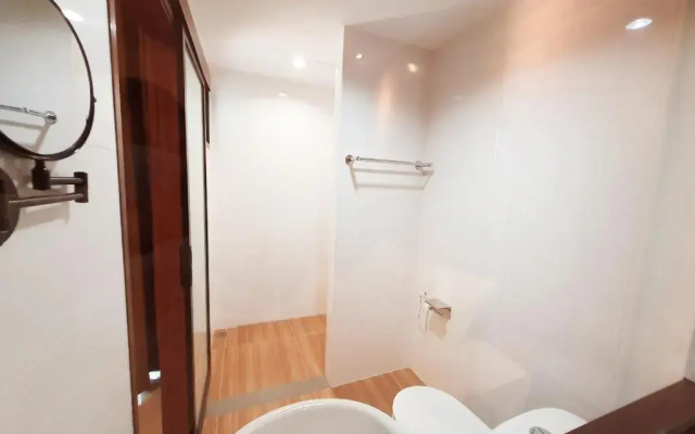 Suhotel Suratthani