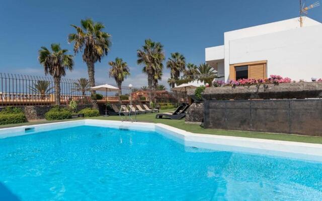Villa Las Americas