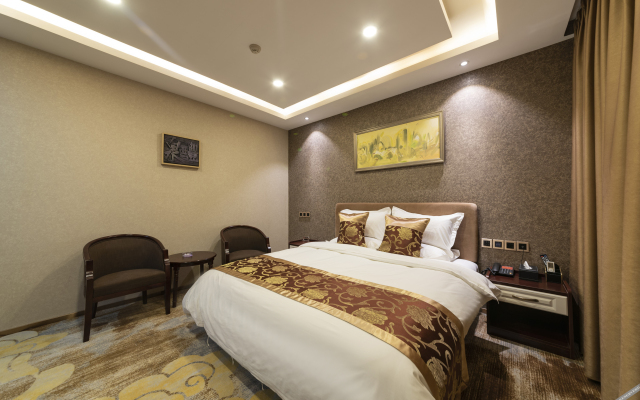 qingzhu Jinyue Hotel (Kuangshan Automobile Great World, Shanghai, Jinan)