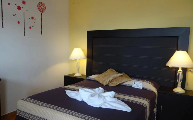 Hotel Dos Lunas - Hostel
