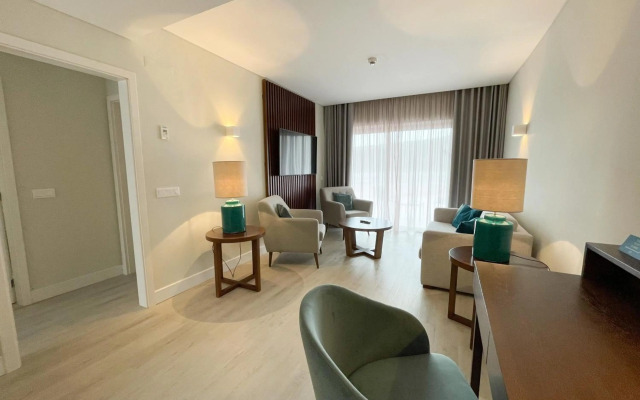 Four Points by Sheraton Sesimbra