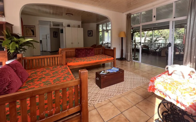 Pension Pare Lodge Tahiti