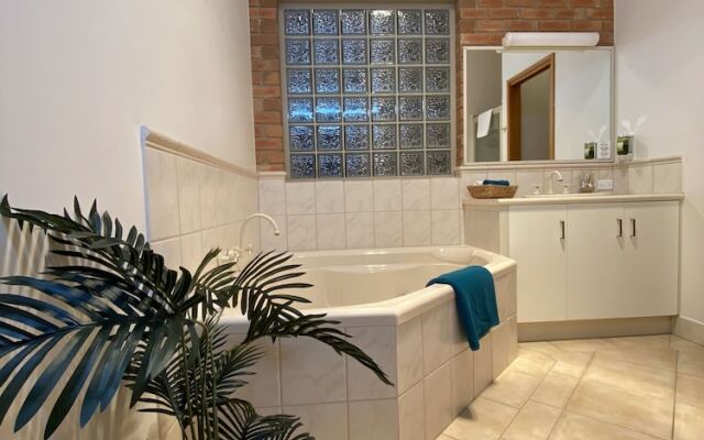 Best Western Coastal Waters Motor Inn