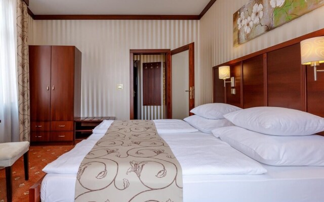 Hotel Alfred