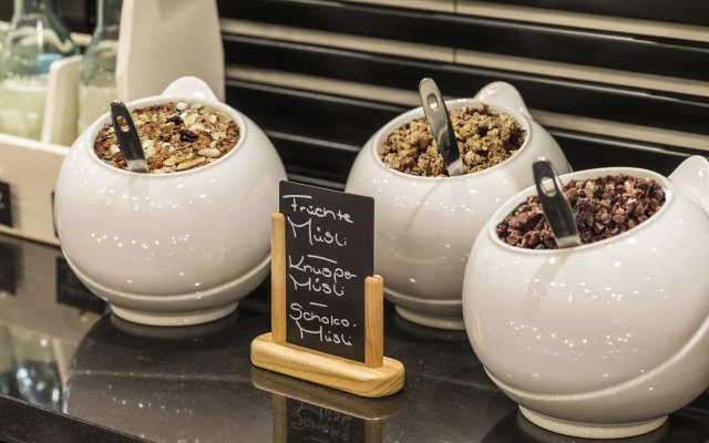 Holiday Inn - the niu, Seven Dusseldorf Ost by IHG