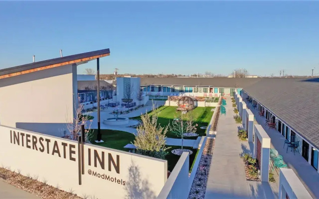 Interstate Inn