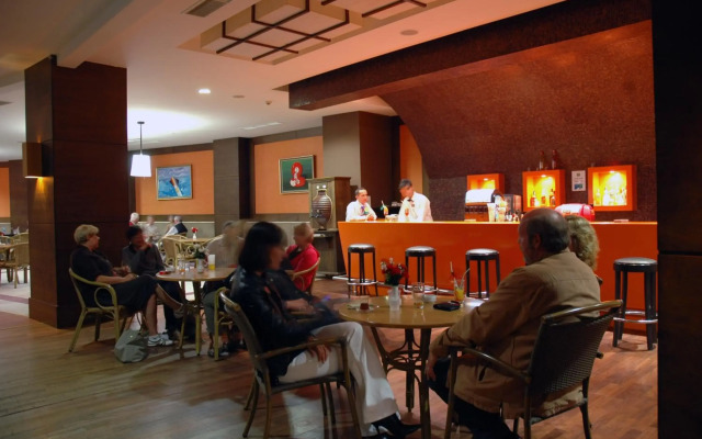 Meder Resort Hotel