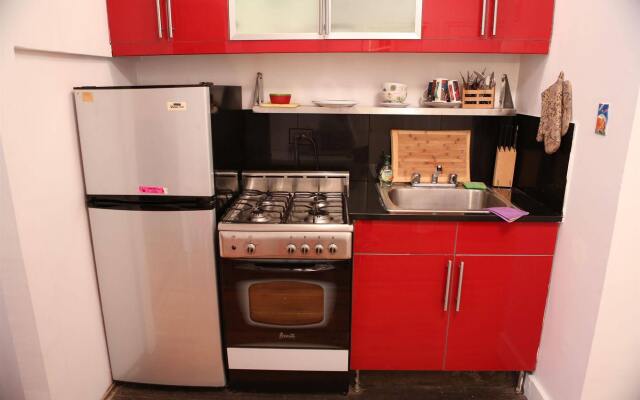 Metro Studio Apartment in Kipsbay