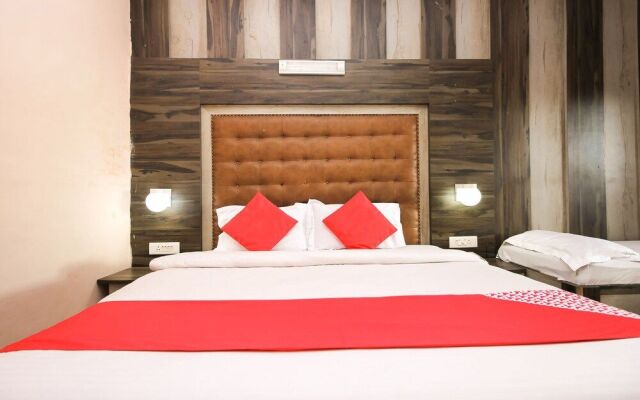 Oyo 28144 Hotel Krishna