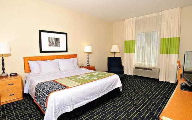 Comfort Inn & Suites South Akron