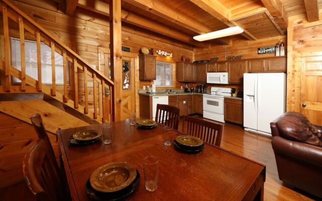 Big Pine Lodge - Six Bedroom Cabin