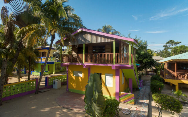 Palm Cove Cabins