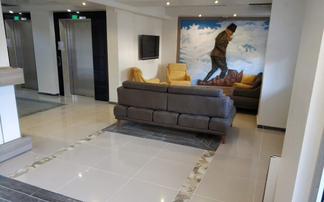 Banaz Tuncel Apart Otel