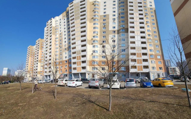 Runway Apartments на улица Курыжова 30