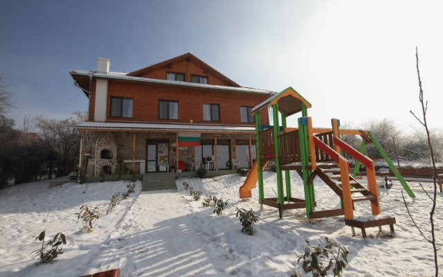 Yan BibiYan Guest House