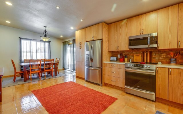 Tempe Vacation Rental: 2 Mi to Arizona State U!