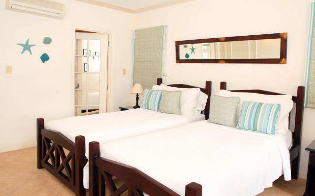 Maxwell Beach Villas