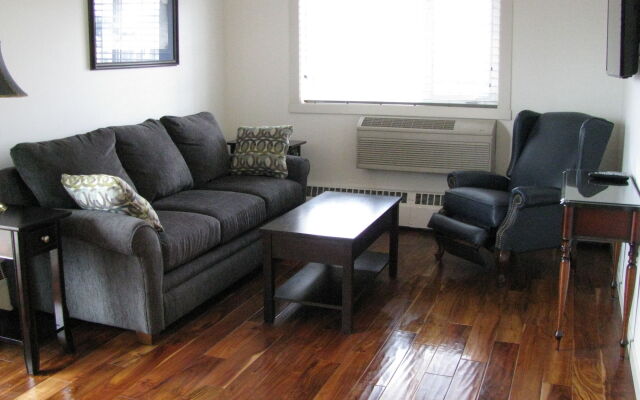 Billy Barker Casino Hotel