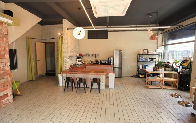 Quartz Hostel