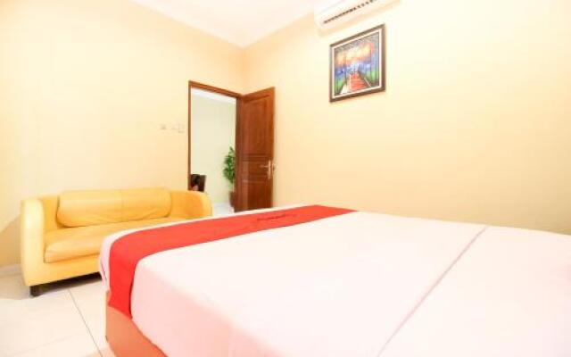 RedDoorz near Desa Wisata Kasongan
