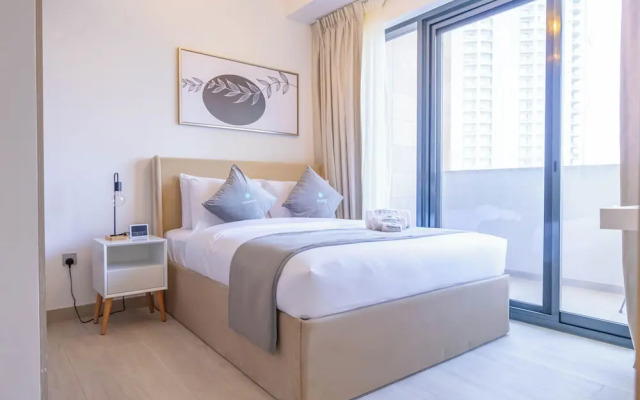 Classic 1BR In Azizi Riviera Meydan