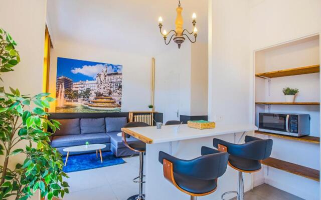 #3 Toulon CENTRE, BALCON, LUMINEUX, STATIONNEMENT FACILE, TOUT CONFORT