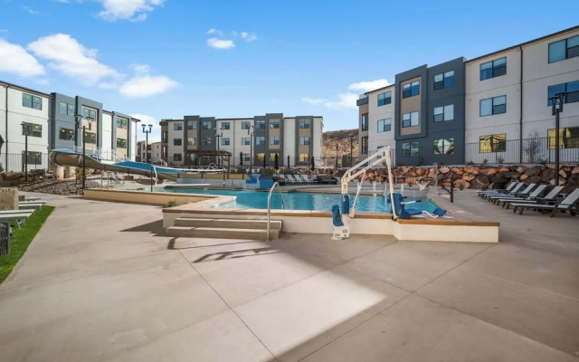 Terra Vista Stay for 8