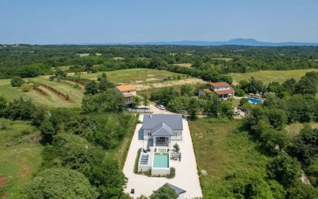 Modern Villa With Swimming Pool and Fenced Garden