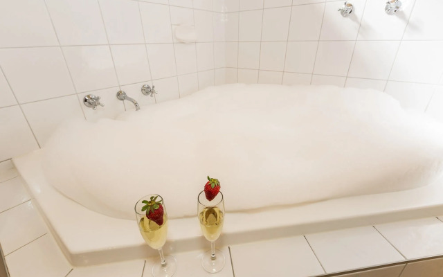 Chatby Lane Luxury Apartments B&B