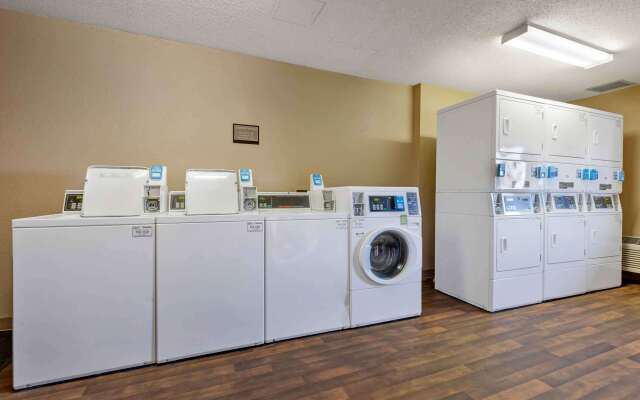 Extended Stay America Select Suites Columbia Ft. Jackson