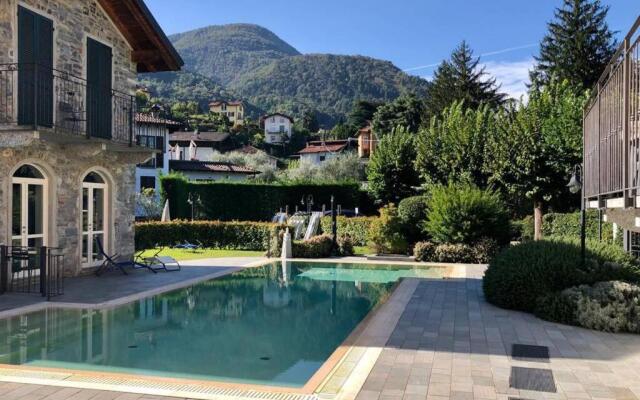 Casa Bellagio Beach: Pool, 100m Lake & near City
